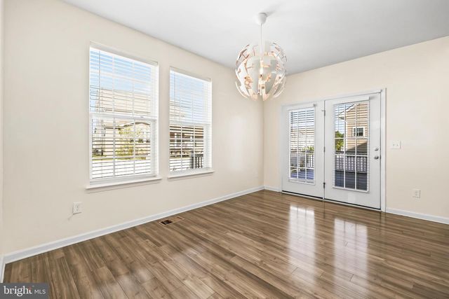 1725 HUDGINS FARM CIR, Fredericksburg, VA 22408