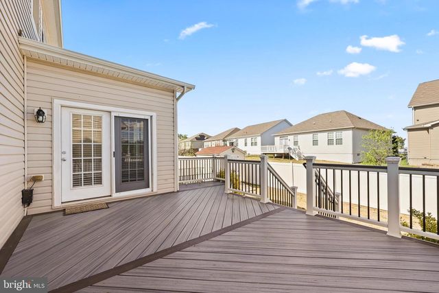 1725 HUDGINS FARM CIR, Fredericksburg, VA 22408