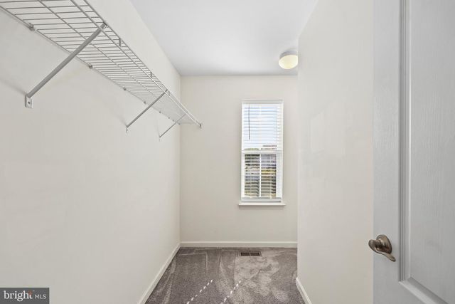 1725 HUDGINS FARM CIR, Fredericksburg, VA 22408