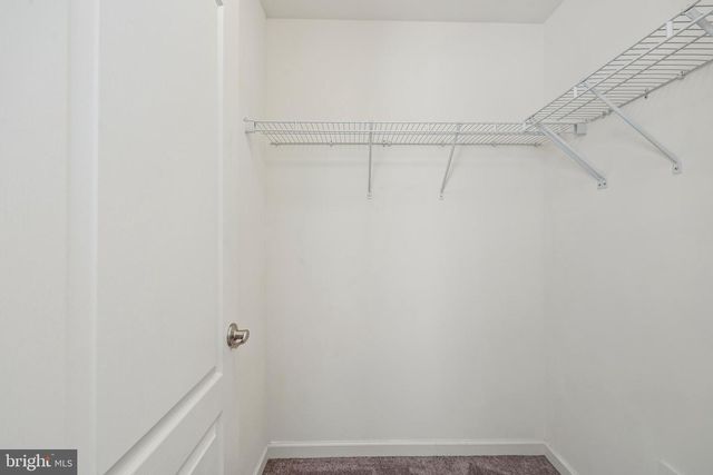 1725 HUDGINS FARM CIR, Fredericksburg, VA 22408