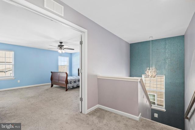 1725 HUDGINS FARM CIR, Fredericksburg, VA 22408