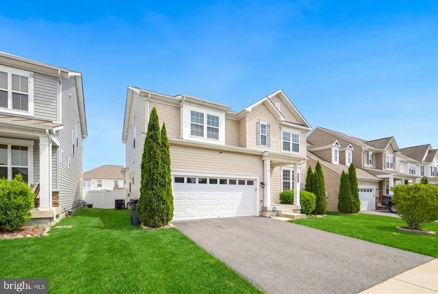 1725 HUDGINS FARM CIR, Fredericksburg, VA 22408