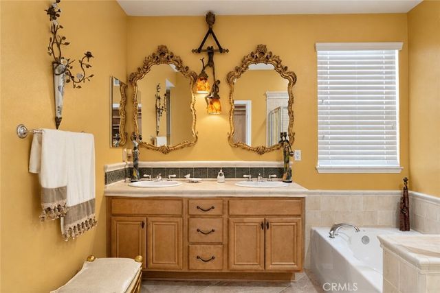 11525 Wistful Vista Way, Porter Ranch, CA 91326