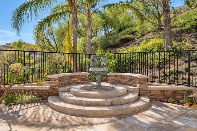 11525 Wistful Vista Way, Porter Ranch, CA 91326