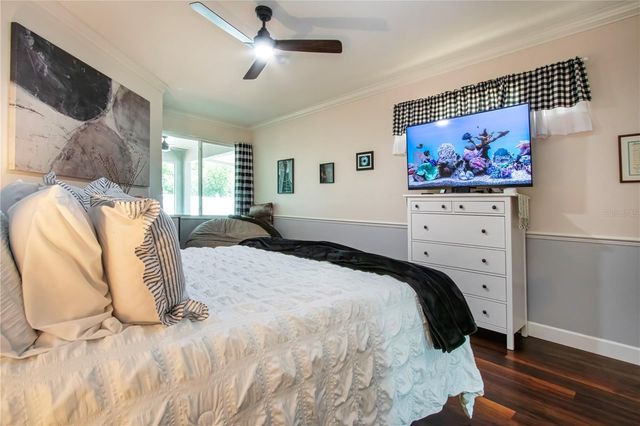 515 PLANTERS MANOR WAY, Bradenton, FL 34212