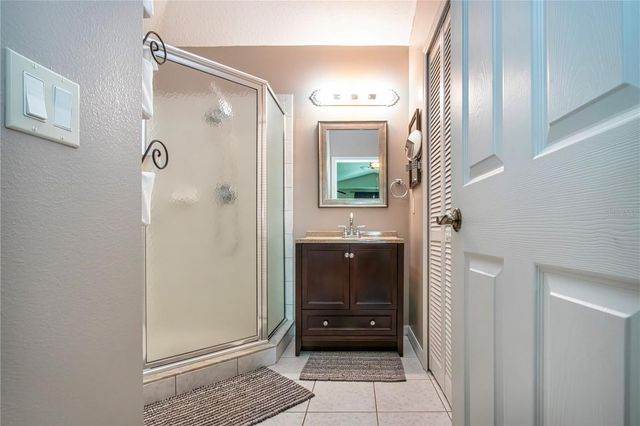 515 PLANTERS MANOR WAY, Bradenton, FL 34212