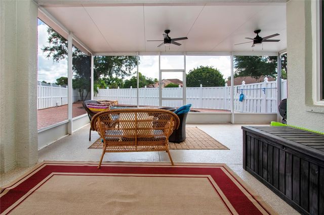515 PLANTERS MANOR WAY, Bradenton, FL 34212