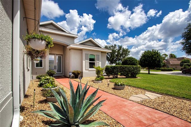 515 PLANTERS MANOR WAY, Bradenton, FL 34212