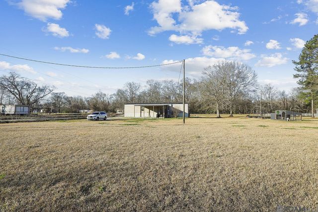 7970 Lower Zachary Rd, Zachary, LA 70791