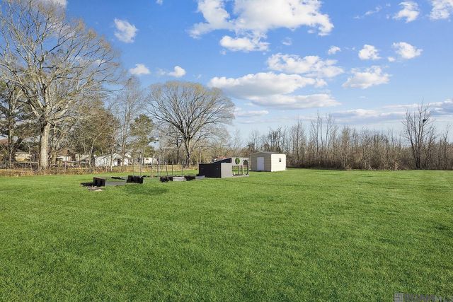 7970 Lower Zachary Rd, Zachary, LA 70791