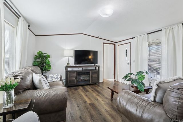 7970 Lower Zachary Rd, Zachary, LA 70791