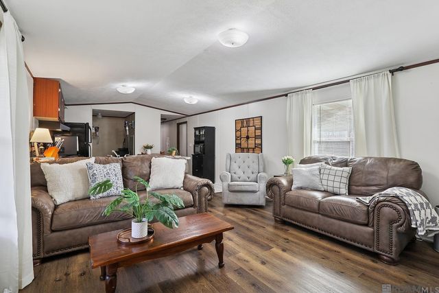 7970 Lower Zachary Rd, Zachary, LA 70791