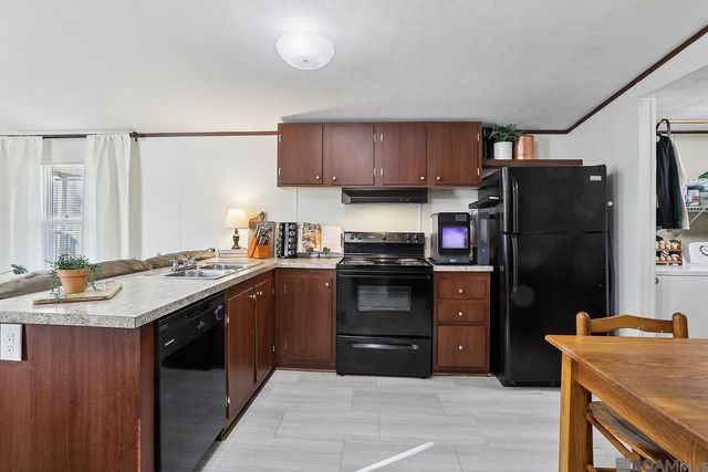 7970 Lower Zachary Rd, Zachary, LA 70791