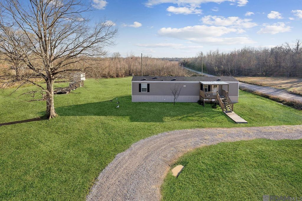 7970 Lower Zachary Rd, Zachary, LA 70791