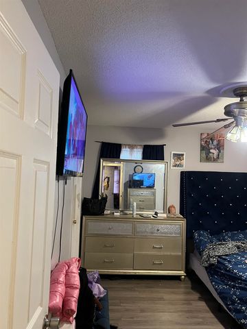 6237 THRUSHCROSS DR, Memphis, TN 38134