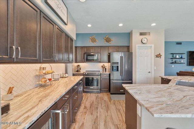 3141 E DESERT FLOWER Lane, Phoenix, AZ 85048