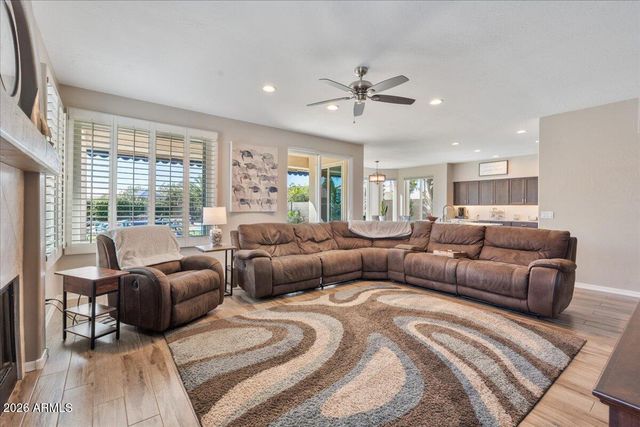 3141 E DESERT FLOWER Lane, Phoenix, AZ 85048