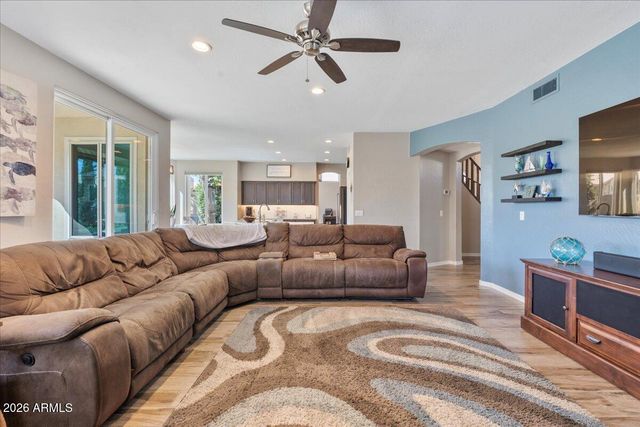 3141 E DESERT FLOWER Lane, Phoenix, AZ 85048