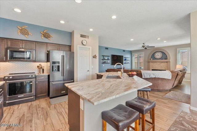 3141 E DESERT FLOWER Lane, Phoenix, AZ 85048