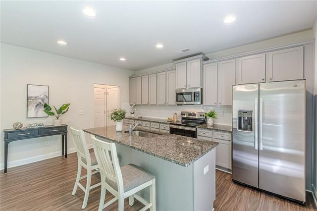 104 Mirage Drive, Dallas, GA 30157