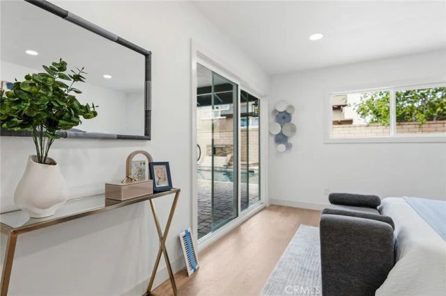 521 W Memory, Santa Ana, CA 92706