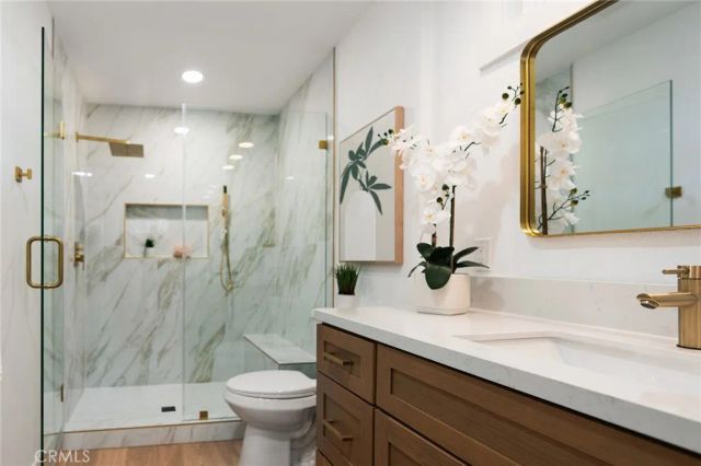 521 W Memory, Santa Ana, CA 92706