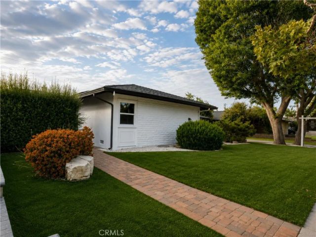 521 W Memory, Santa Ana, CA 92706