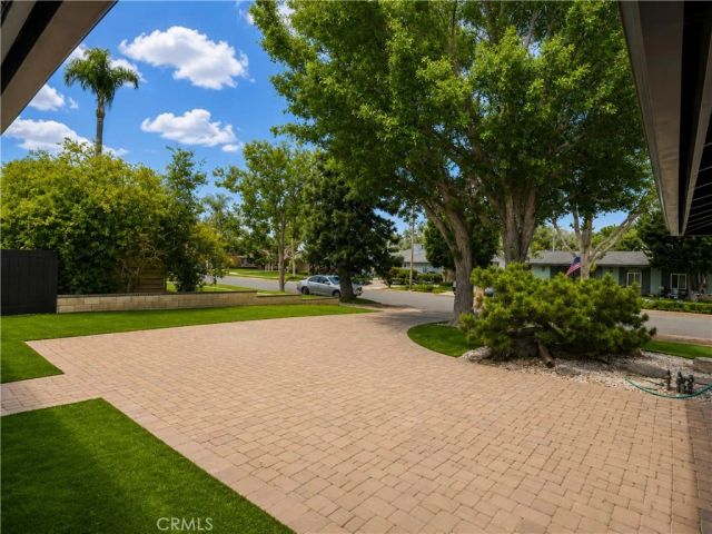521 W Memory, Santa Ana, CA 92706