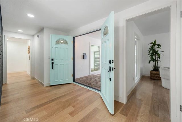 521 W Memory, Santa Ana, CA 92706