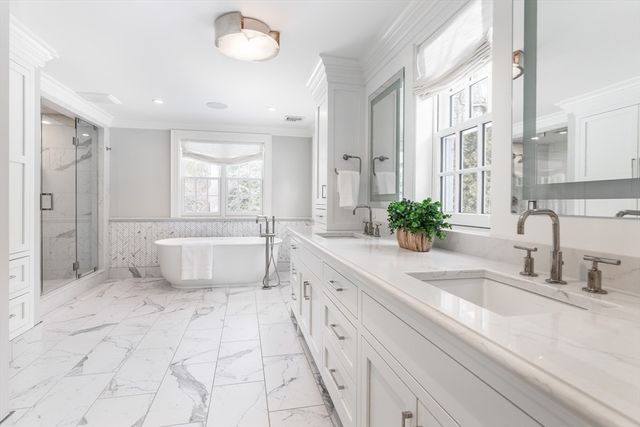 64 Albion Rd, Wellesley, MA 02481
