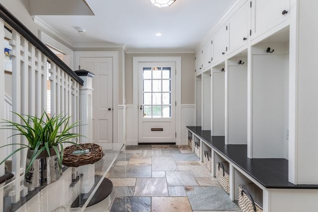 64 Albion Rd, Wellesley, MA 02481