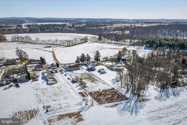 735 CRAGMOOR RD, York Haven, PA 17370