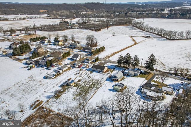 735 CRAGMOOR RD, York Haven, PA 17370