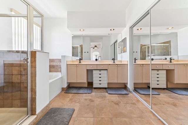 4442 ONEGA Circle, West Palm Beach, FL 33409