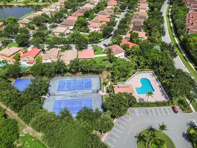 4442 ONEGA Circle, West Palm Beach, FL 33409