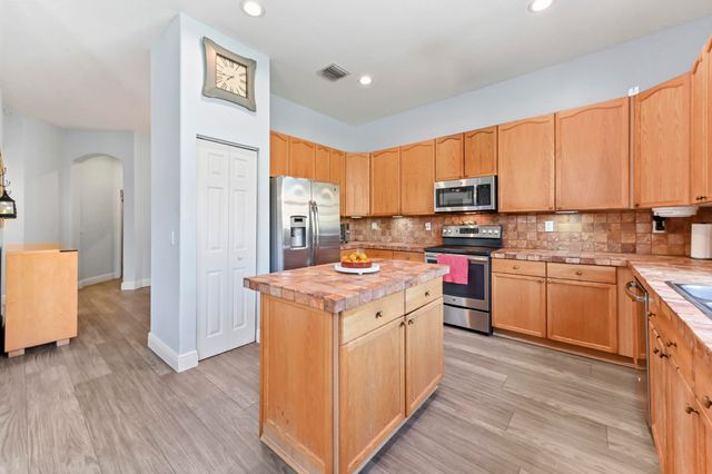 4442 ONEGA Circle, West Palm Beach, FL 33409
