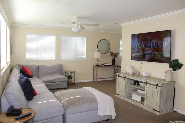 95-1039 Pahaku Street, Mililani, HI 96789