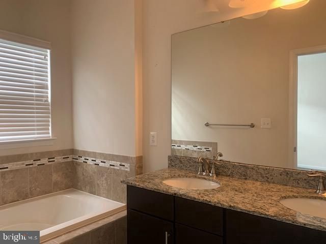 5315 DAVIS POINT LN, Greenbelt, MD 20770