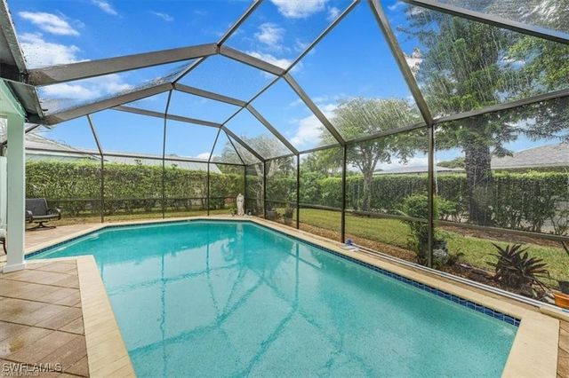 208 Baltusrol DR, Naples, FL 34113