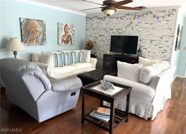 208 Baltusrol DR, Naples, FL 34113