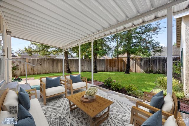 3060 Spruce Street, Bakersfield, CA 93301