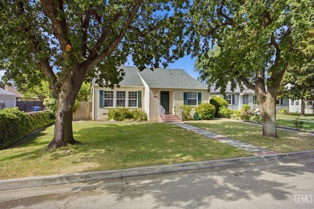 3060 Spruce Street, Bakersfield, CA 93301