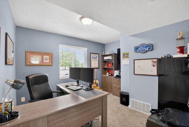 15820 E 23rd Ave, Spokane Valley, WA 99037
