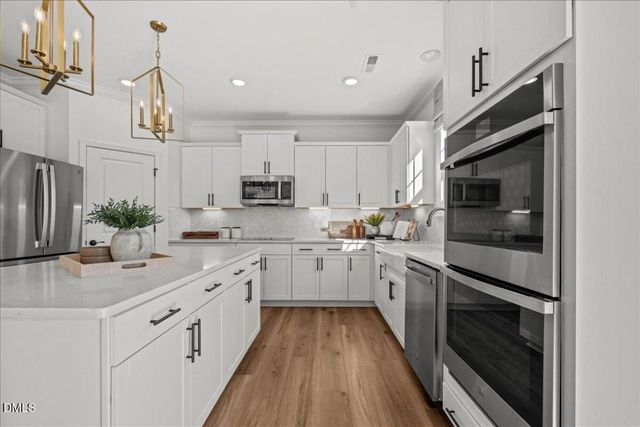 1421 Green Cypress Drive 40, Zebulon, NC 27597