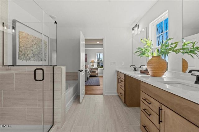 1421 Green Cypress Drive 40, Zebulon, NC 27597