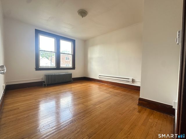 45 School Street 2W, Hartford, CT 06106
