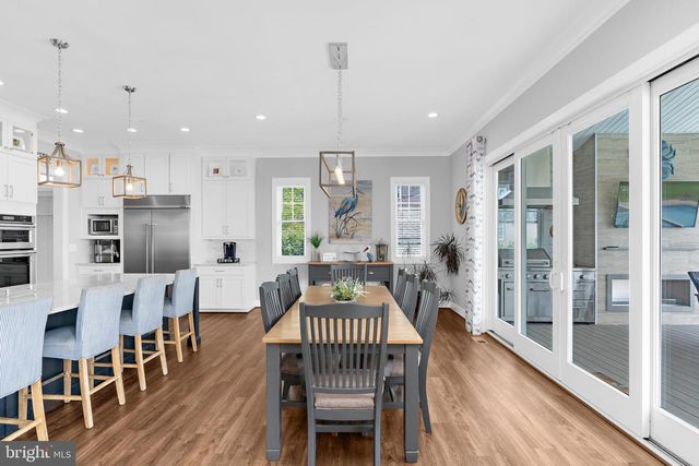 7429 BAY FRONT RD, Sparrows Point, MD 21219