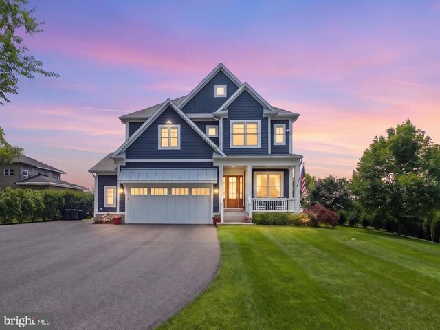 7429 BAY FRONT RD, Sparrows Point, MD 21219
