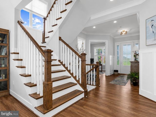 7429 BAY FRONT RD, Sparrows Point, MD 21219