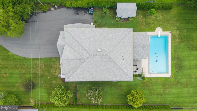7429 BAY FRONT RD, Sparrows Point, MD 21219